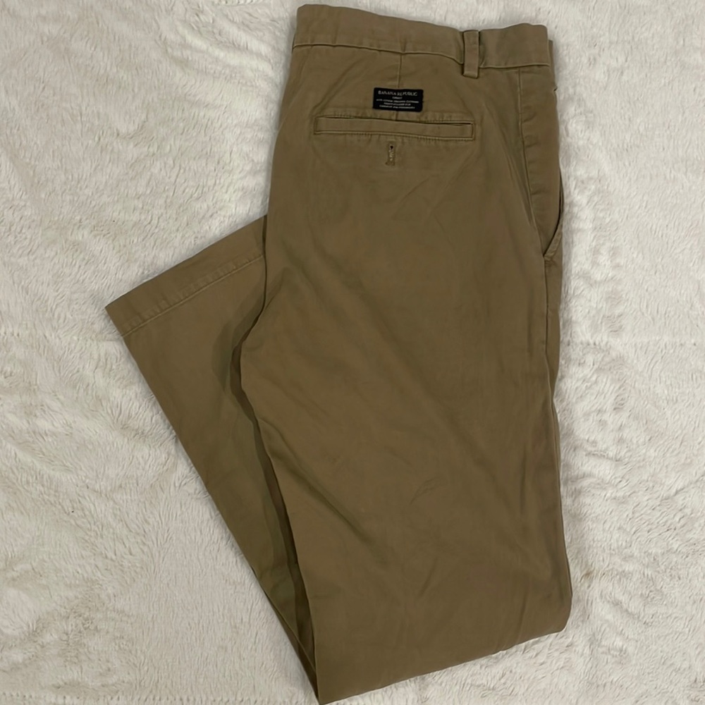 Banana Republic Aiden Chinos